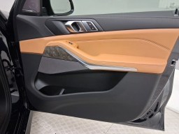 BMW X5 M60i Sports Activity Vehicle 2026