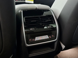 BMW X5 M60i Sports Activity Vehicle 2026