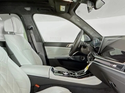 BMW X5 M60i Sports Activity Vehicle 2026