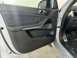 BMW X5 M60i Sports Activity Vehicle 2026