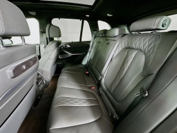 BMW X5 M60i Sports Activity Vehicle 2026