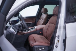 BMW X5 M60i Sports Activity Vehicle 2026