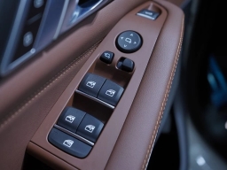 BMW X5 M60i Sports Activity Vehicle 2026