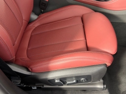 BMW X4 M40i Sports Activity Coupe 2025