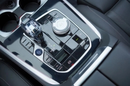 BMW X7 ALPINA XB7 Sports Activity Vehicle 2025