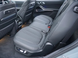 BMW X7 ALPINA XB7 Sports Activity Vehicle 2025