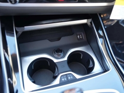 BMW X7 ALPINA XB7 Sports Activity Vehicle 2026