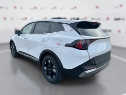 Kia Sportage LX FWD 2026