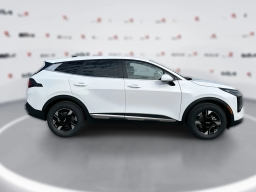 Kia Sportage LX FWD 2026