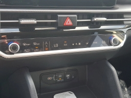 Kia Sportage EX AWD 2026