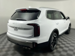 Kia Telluride EX FWD 2025