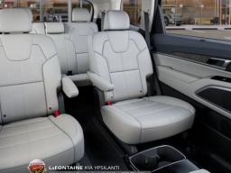 Kia Telluride EX FWD 2025