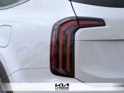 Kia Telluride SX-Prestige X-Line AWD 2025