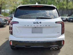 Kia Telluride SX-Prestige X-Line AWD 2025