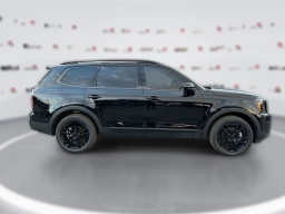 Kia Telluride SX-Prestige X-Line AWD 2025