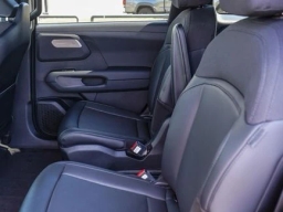 Kia Telluride S FWD 2027