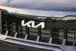 Kia Telluride S FWD 2027