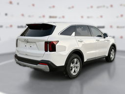 Kia Sorento LX FWD 2026