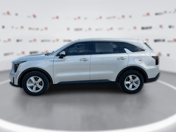 Kia Sorento LX FWD 2026