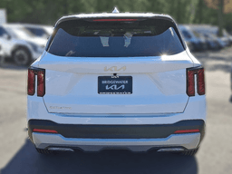 Kia Sorento LX FWD 2026