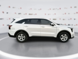 Kia Sorento LX FWD 2026