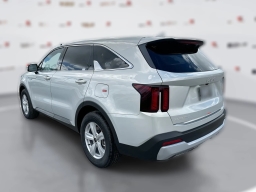 Kia Sorento LX FWD 2026