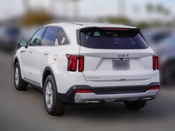 Kia Sorento LX FWD 2026