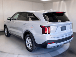 Kia Sorento LX FWD 2026