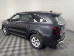 Kia Sorento LX FWD 2026