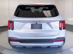 Kia Sorento LX FWD 2026