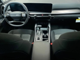 Kia Sorento LX FWD 2026