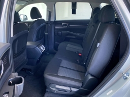 Kia Sorento LX FWD 2026