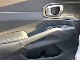 Kia Sorento EX FWD 2026