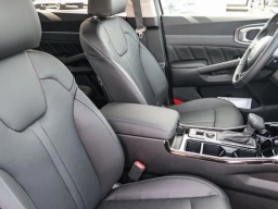 Kia Sorento SX FWD 2025