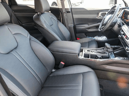 Kia Sorento S FWD 2025