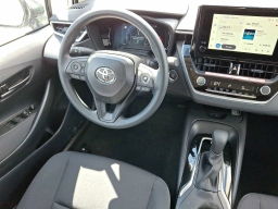 Toyota Corolla LE CVT (Natl) 2026