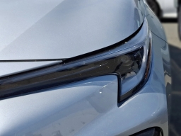 Toyota Corolla SE CVT (Natl) 2026