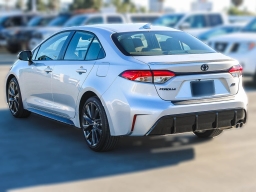 Toyota Corolla SE CVT (Natl) 2026