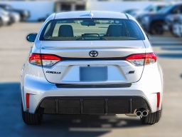 Toyota Corolla SE CVT (Natl) 2026