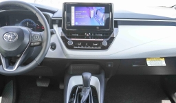 Toyota Corolla SE CVT (Natl) 2026