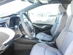 Toyota Corolla SE CVT (Natl) 2026