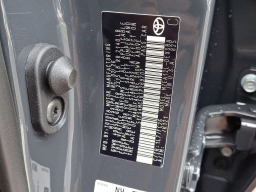 Toyota Corolla SE CVT (Natl) 2026