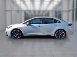 Toyota Corolla SE CVT (Natl) 2026