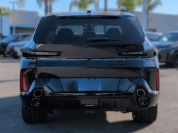 BMW XM Label Sports Activity Vehicle 2026