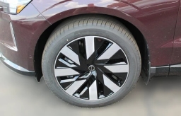 Volvo EX90 Ultra Twin Motor Performance 6-Seater 2025