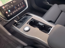 Volvo EX90 Plus Twin Motor Performance 7-Seater 2025