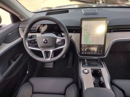 Volvo EX90 Plus Twin Motor Performance 7-Seater 2025