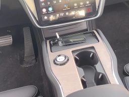 Volvo EX90 Plus Twin Motor Performance 7-Seater 2025