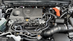Mazda CX-50 Hybrid Premium AWD 2026