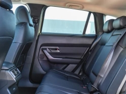 Mazda CX-50 Hybrid Premium AWD 2026